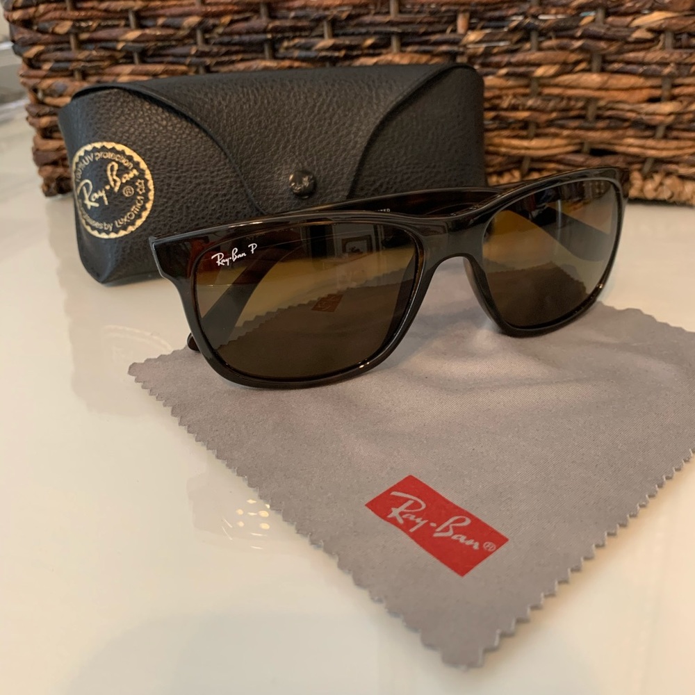 Polarized Ray Ban sunglasses